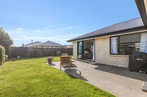 Photo of property in 12 Waimarie Street, Pegasus, 7612