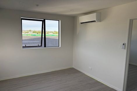 Photo of property in 47 Dale Crescent, Pakuranga, Auckland, 2010