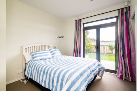 Photo of property in 37 Clifton Road, Haumoana, 4102