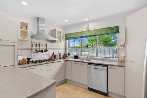 Photo of property in 38 South Road, Waipu, 0510