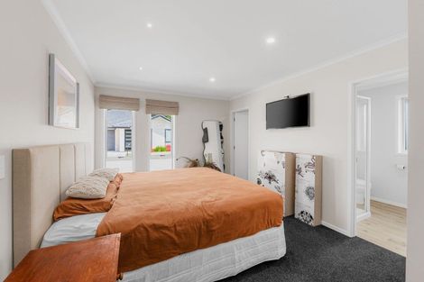 Photo of property in 15 Marjoriefield Mews, Fitzroy, Hamilton, 3206