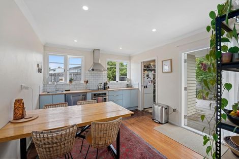 Photo of property in 18 Titoki Road, Raumati Beach, Paraparaumu, 5032