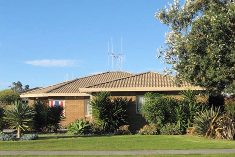 Photo of property in 38 Pacific View Road, Papamoa Beach, Papamoa, 3118