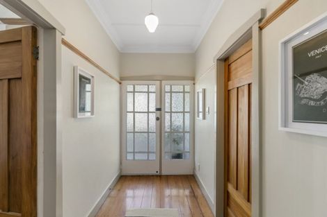 Photo of property in 76 Darlington Road, Miramar, Wellington, 6022