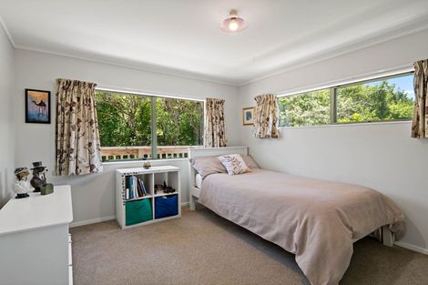Photo of property in 49 Hibiscus Coast Highway, Silverdale, 0932