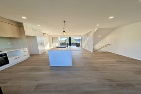 Photo of property in 15 Tiraumea Drive, Pakuranga, Auckland, 2010