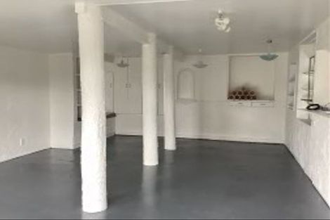 Photo of property in 2/92 Verran Road, Birkdale, Auckland, 0626