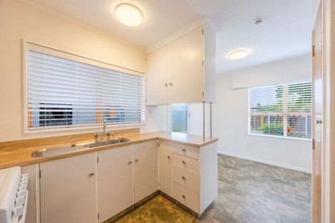 Photo of property in 2/17 Ranfurly Street, Tamatea, Napier, 4112