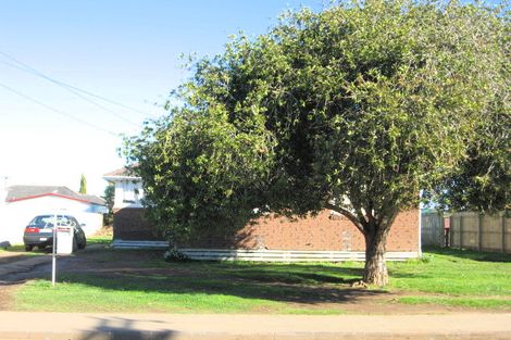 Photo of property in 1 Maurice Street, Papakura, 2110