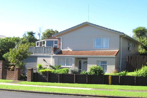 Photo of property in 54 Marendellas Drive, Bucklands Beach, Auckland, 2014