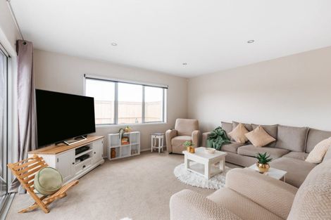 Photo of property in 87 Awatira Drive, Papamoa Beach, Papamoa, 3118