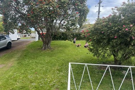 Photo of property in 3 Kamaka Road, Mangere Bridge, Auckland, 2022
