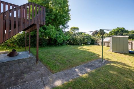 Photo of property in 6 Tirita Street, Kawaha Point, Rotorua, 3010