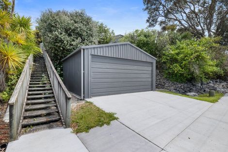 Photo of property in 890 Cove Road, Waipu, 0582