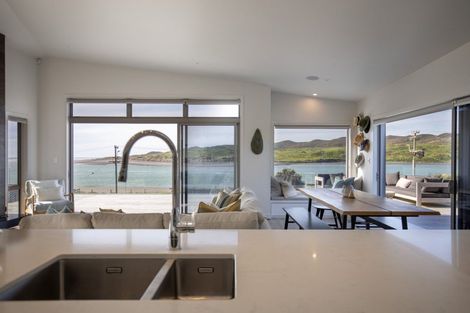 Photo of property in 115 Riria Kereopa Memorial Drive, Raglan, 3297