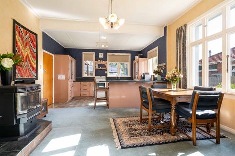 Photo of property in 18 Hobson Street, Saint Clair, Dunedin, 9012