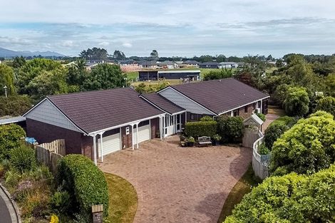 Photo of property in 73 Cressida Avenue, Stratford, 4332