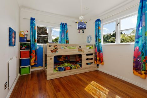 Photo of property in 10a Kashmir Road, Glen Eden, Auckland, 0602