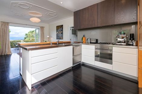 Photo of property in 5 Putnam Street, Northland, Wellington, 6012