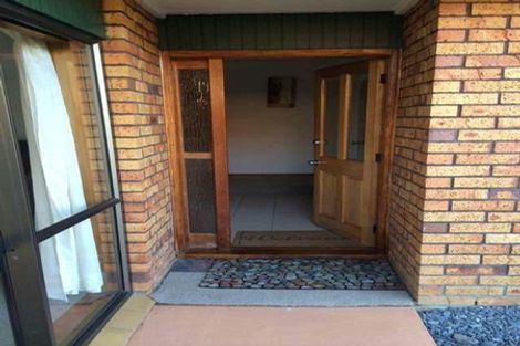 Photo of property in 21 Voltaire Court, Botany Downs, Auckland, 2010