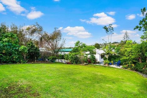 Photo of property in 60 Brian Crescent, Stanmore Bay, Whangaparaoa, 0932