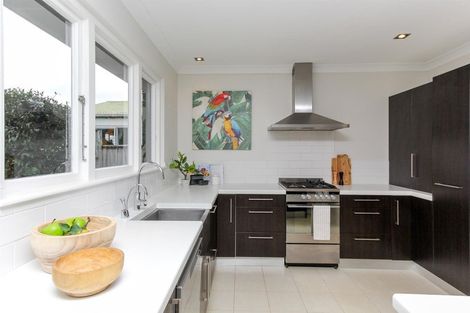Photo of property in 293a Carrington Street, Vogeltown, New Plymouth, 4310