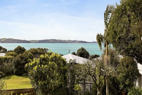 Photo of property in 6a Piccadilly Circus, Snells Beach, 0920