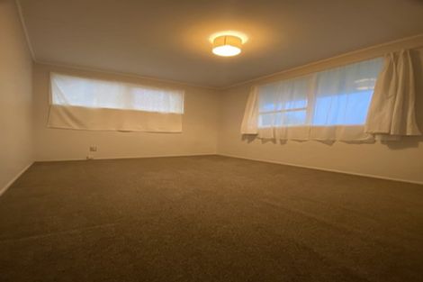 Photo of property in 147 Reeves Road, Pakuranga Heights, Auckland, 2010