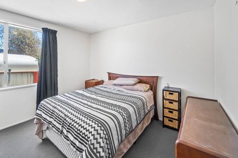 Photo of property in 1/6a Chipping Lane, Redwood, Christchurch, 8051
