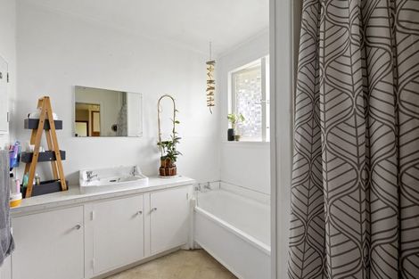 Photo of property in 241c Carrington Street, Vogeltown, New Plymouth, 4310