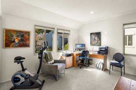 Photo of property in 42 Mcdougall Avenue, St Albans, Christchurch, 8014