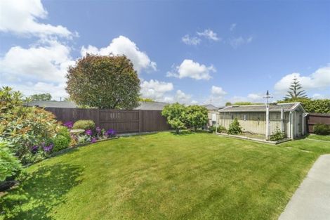Photo of property in 19 Caulfield Place, Awapuni, Palmerston North, 4412