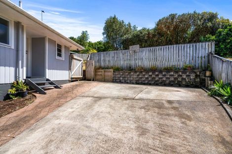 Photo of property in 35 Ogle Crescent, Te Kamo, Whangarei, 0112