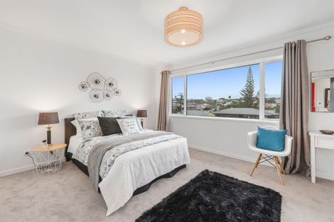 Photo of property in 29 Cassino Street, Bayswater, Auckland, 0622