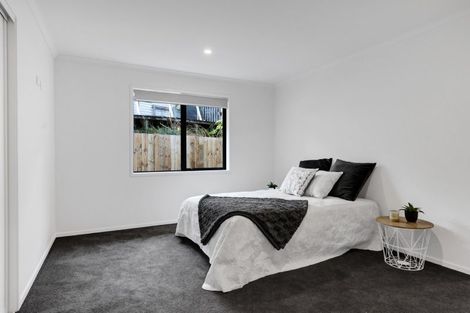 Photo of property in 10a Winstone Place, Highlands Park, New Plymouth, 4312