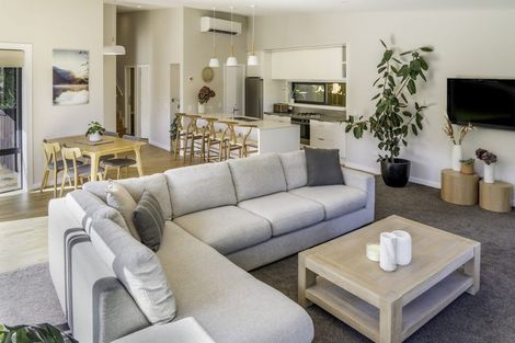 Photo of property in 67 Mcdonnell Road, Arrowtown, 9302