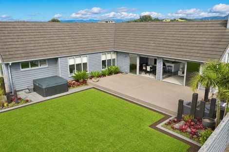 Photo of property in 4 Roseberry Place, Whitianga, 3510