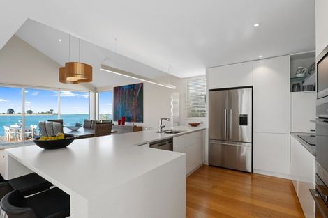 Photo of property in 117 Main Road, Redcliffs, Christchurch, 8081