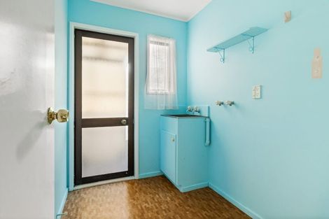 Photo of property in 1/3 Allington Road, Massey, Auckland, 0614