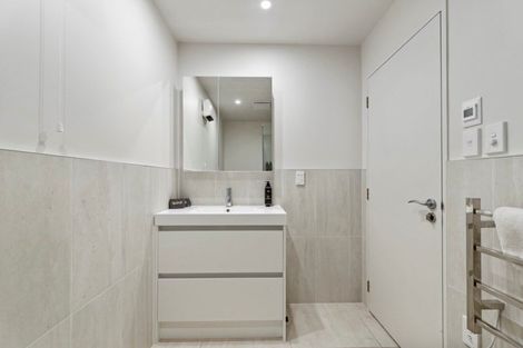 Photo of property in 303/6 Adams Avenue, Mount Maunganui, 3116