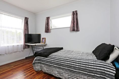 Photo of property in 401 Huia Place, Camberley, Hastings, 4120