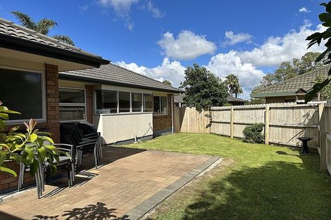 Photo of property in 9 Brosna Place, East Tamaki, Auckland, 2016