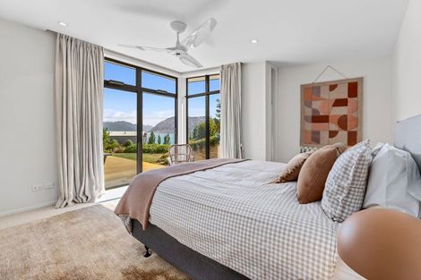 Photo of property in 35 Skinner Crescent, Lake Hawea, 9382