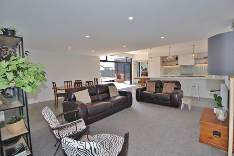 Photo of property in 16 Larch Crescent, Alexandra, 9320