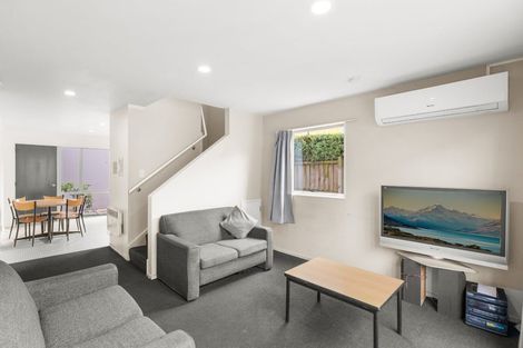 Photo of property in 2/340 Lincoln Road, Addington, Christchurch, 8024