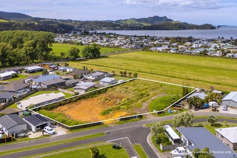 Photo of property in 18 Carina Way, Whitianga, 3510