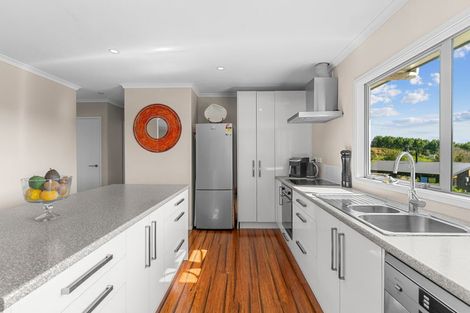 Photo of property in 11 Lupis Way, Kaiwaka, 0573