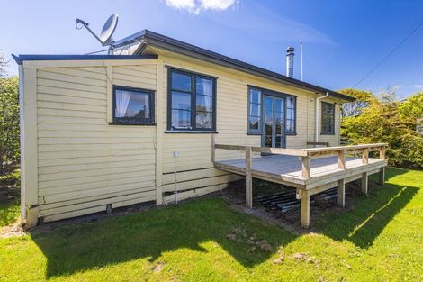 Photo of property in 30 Mackenzie Street, National Park, Owhango, 3989