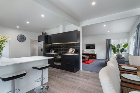 Photo of property in 2a Lansdowne Crescent, Lansdowne, Masterton, 5810