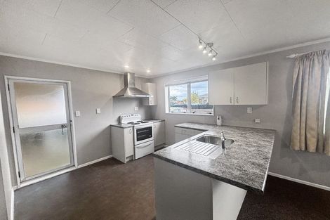 Photo of property in 8a Seddon Street, Dannevirke, 4930